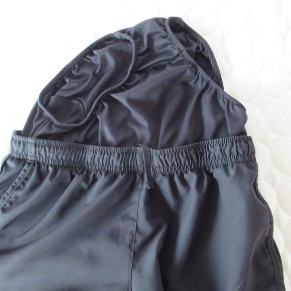 Nike Girls Black Shorts - Picture 6 of 10